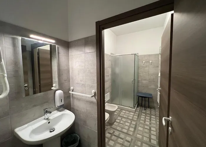 Hostel Metro Young *