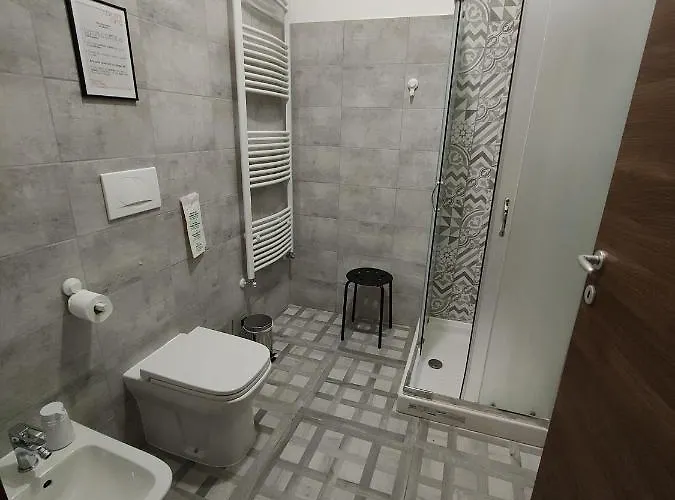 Hostel Metro Young *