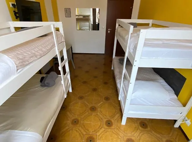 Metro Young Hostel Turin