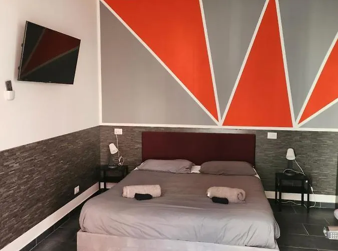 Metro Young Hostel *